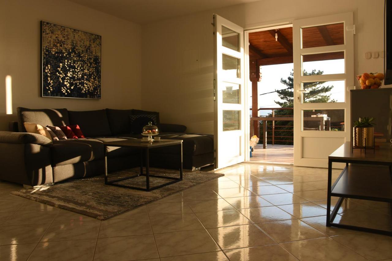 Selce Holiday Exterior foto